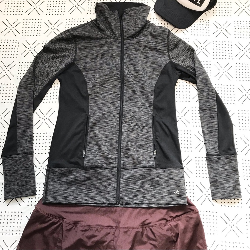 MACY’S PERFORMANCE PANEL ZIP UP